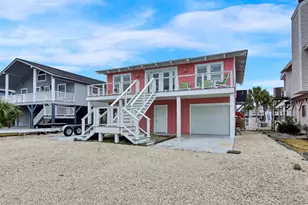 25 Newport St, Ocean Isle Beach, NC 28469 - Photo 2