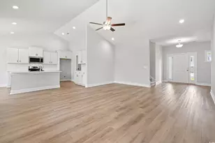 5009 Shore Breeze Dr, Myrtle Beach, SC 29588 - Photo 6