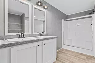 1301 Rabbit Ln, Conway, SC 29526 - Photo 4