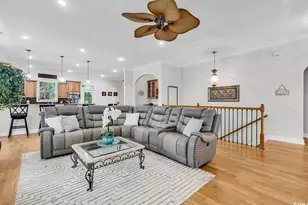 115 Harbourreef Dr, Pawleys Island, SC 29585 - Photo 4