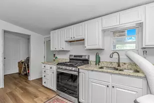 8374 Cherrywood Dr, Myrtle Beach, SC 29588 - Photo 4