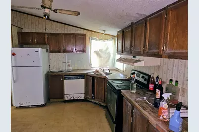 827 1/2 N Firetower Rd., Florence, SC 29506 - Photo 8