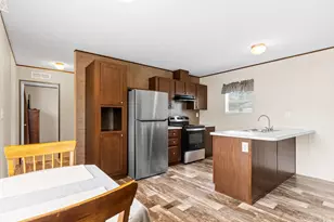 1050 Colonial Ln, Conway, SC 29526 - Photo 2