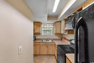 6805 Creek Watch Rd, Myrtle Beach, SC 29588 - Photo 4