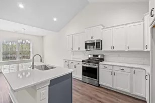 5146 Water Breeze Ct, Myrtle Beach, SC 29588 - Photo 4
