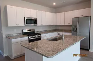 905 Vernal Pl, Little River, SC 29566 - Photo 4