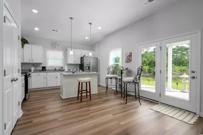 220 Averyville Dr., Conway, SC 29526 - Photo 4