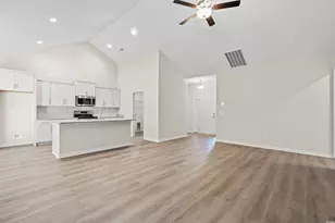 3323 Little Bay Dr, Conway, SC 29526 - Photo 4