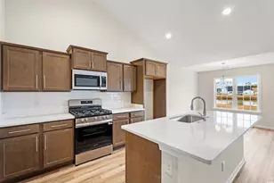 606 Lightwood Dr, Conway, SC 29526 - Photo 4