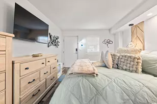 201 77th Ave N, Myrtle Beach, SC 29577 - Photo 4