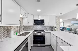 941 S Ocean Blvd, North Myrtle Beach, SC 29582 - Photo 4