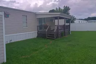 1049 Colonial Ln, Conway, SC 29526 - Photo 4