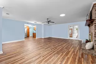 902 Palm St, Georgetown, SC 29440 - Photo 12