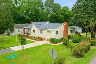902 Palm St, Georgetown, SC 29440 - Photo 1