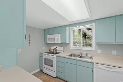 605A 17th Ave. S, North Myrtle Beach, SC 29582 - Photo 4