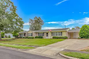 724 Sycamore Ave, Myrtle Beach, SC 29577 - Photo 2