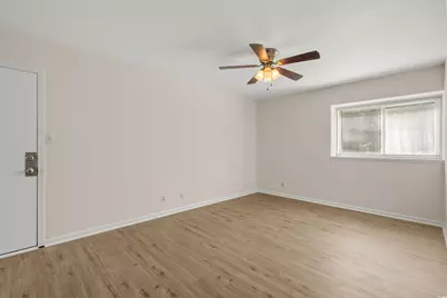 10301 N Kings Hwy. #6-2, Myrtle Beach, SC 29572 - Photo 4