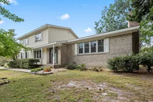 917 9th Ave S, North Myrtle Beach, SC 29582 - Photo 2