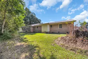 40 W Balsam St, Andrews, SC 29510 - Photo 24