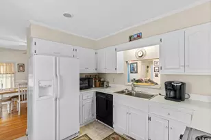 7600 Driftwood Dr, Myrtle Beach, SC 29572 - Photo 6