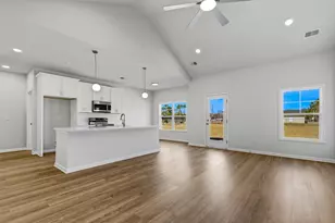 266 Lexyryan Ct, Latta, SC 29565 - Photo 4