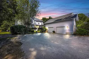 151 Angel Oak Dr, Pawleys Island, SC 29585 - Photo 2