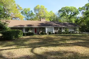 254 Evergreen Ln, Briarcliffe Acres, SC 29572 - Photo 2