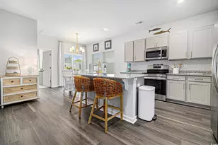 307 N Sandridgebury Dr, Little River, SC 29566 - Photo 10