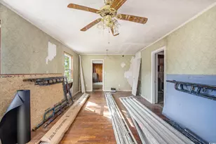 307 E Lloyd St, Mullins, SC 29574 - Photo 10