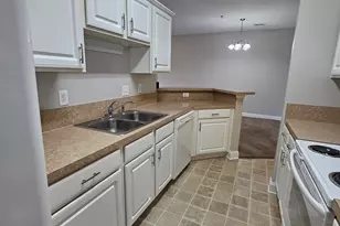 106 Fountain Pointe Ln, Myrtle Beach, SC 29579 - Photo 4