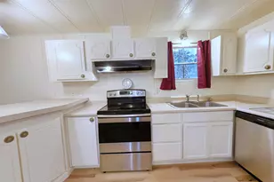 141 Marsh Oaks Dr, Pawleys Island, SC 29585 - Photo 14