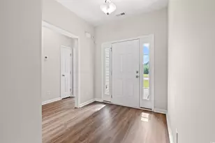 457 Hayloft Cir, Conway, SC 29526 - Photo 2
