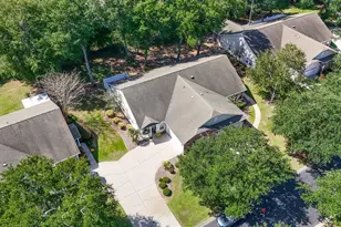 85-1 Highgrove Ct, Pawleys Island, SC 29585 - Photo 2