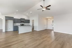 95 Double Pond Dr, Georgetown, SC 29440 - Photo 2