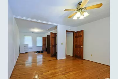 5704 N N Kings Hwy., Myrtle Beach, SC 29577 - Photo 14
