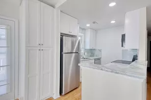 462 Bay Dr, Garden City, SC 29576 - Photo 6