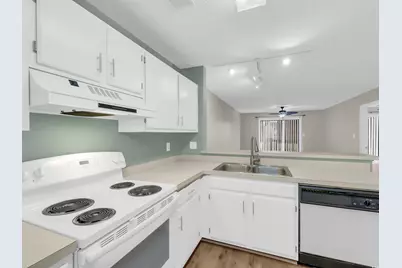 1095 Plantation Dr. W #30-D, Little River, SC 29566 - Photo 4
