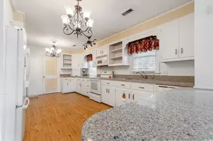 109 W Hickory St, Andrews, SC 29510 - Photo 10