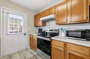 405 N 30th Ave N, North Myrtle Beach, SC 29582 - Photo 4