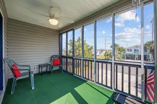 405 N 30th Ave N, North Myrtle Beach, SC 29582 - Photo 2