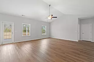 609 Bay St, Aynor, SC 29511 - Photo 4