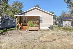 215 W James St, Mullins, SC 29574 - Photo 16