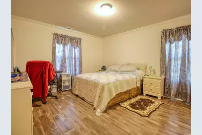 215 W James St., Mullins, SC 29574 - Photo 10