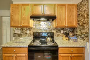 215 W James St, Mullins, SC 29574 - Photo 8