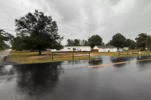 6137 Old Mullins Hwy, Nichols, SC 29581 - Photo 4