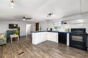 6137 Old Mullins Hwy, Nichols, SC 29581 - Photo 12
