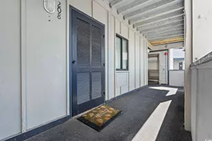 814 N Waccamaw Dr, Murrells Inlet, SC 29576 - Photo 4