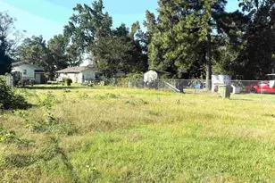 319 Scott St, Lake City, SC 29560 - Photo 16