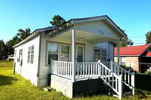 319 Scott St, Lake City, SC 29560 - Photo 2