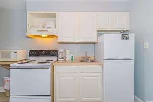 1207 S Ocean Blvd S, Myrtle Beach, SC 29577 - Photo 10